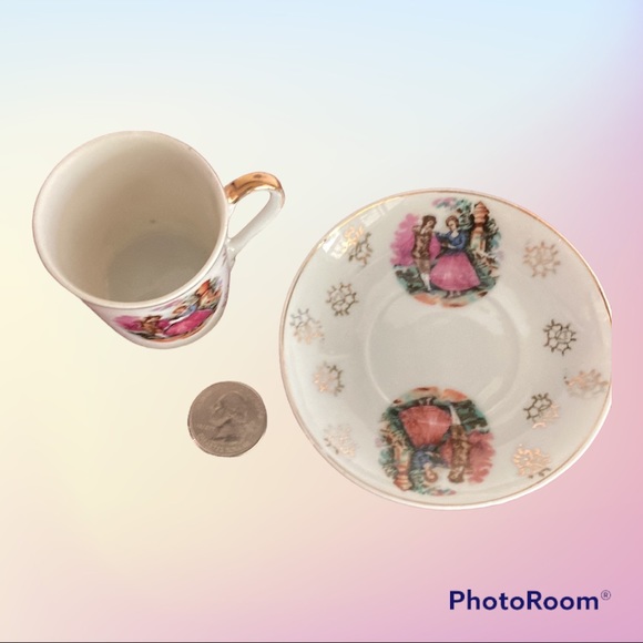 Set of 5 Vintage English Tea Cups and Saucers made in Japan. - Picture 9 of 13